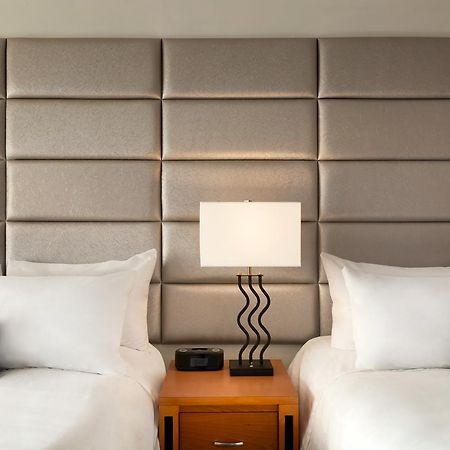 Poco Inn And Suites Hotel And Conference Center Port Coquitlam Eksteriør bilde