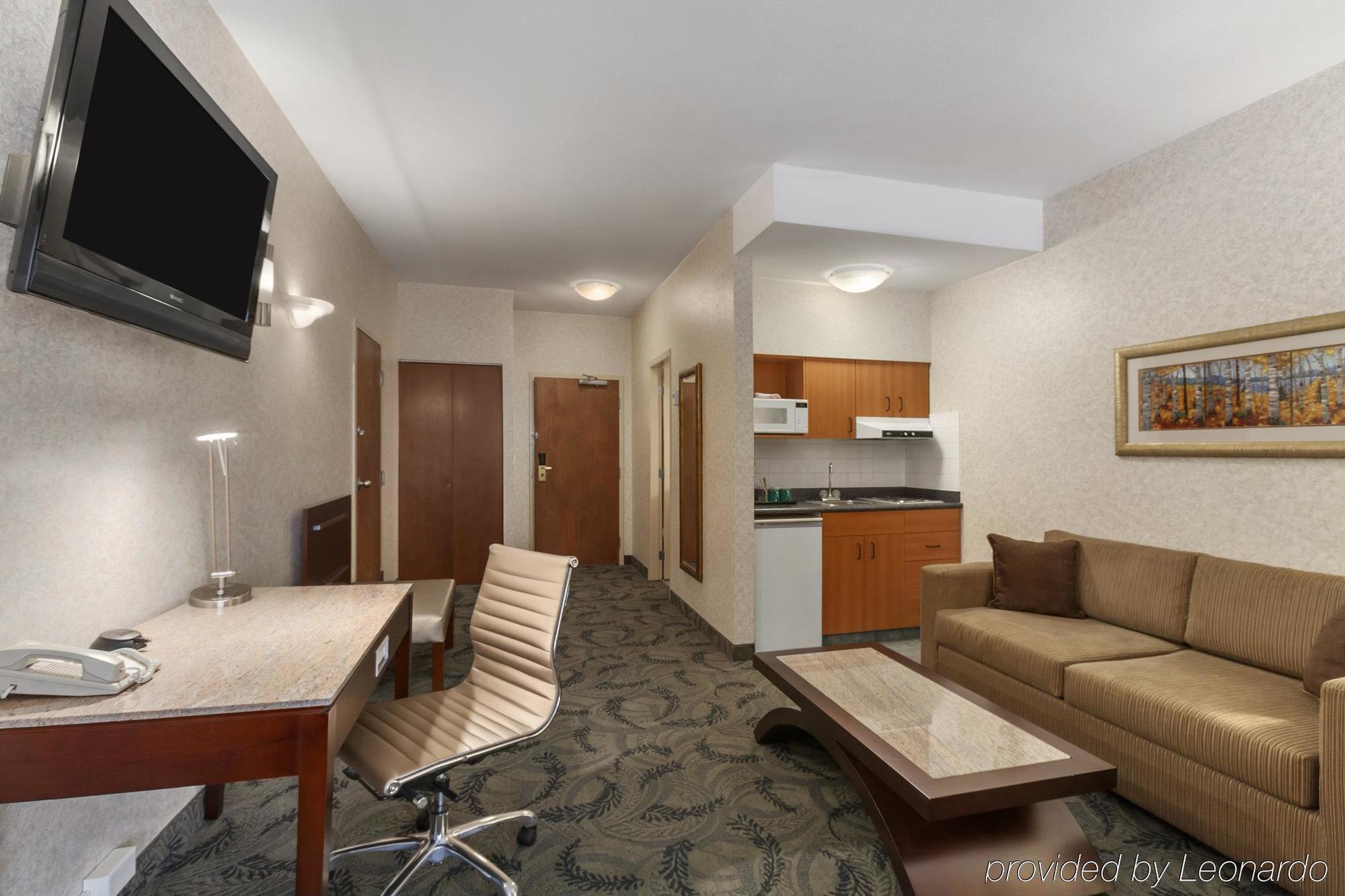 Poco Inn And Suites Hotel And Conference Center Port Coquitlam Eksteriør bilde