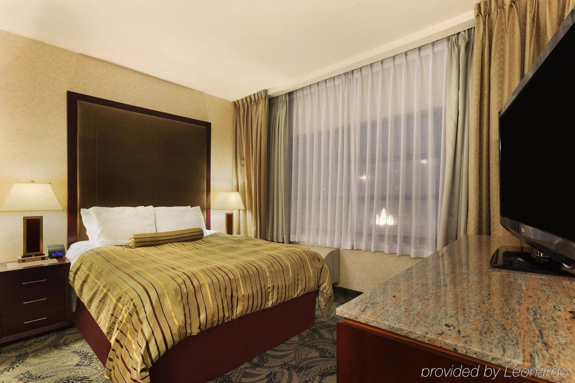Poco Inn And Suites Hotel And Conference Center Port Coquitlam Eksteriør bilde